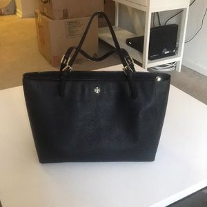 Gently used Tory Burch tote in black.